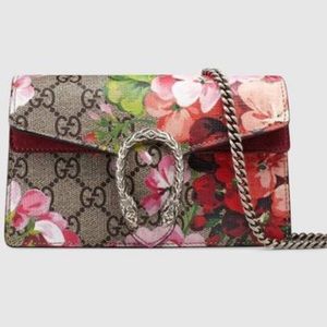 ✨GUCCI | Dionysus Gg Blooms Super Mini Bag✨